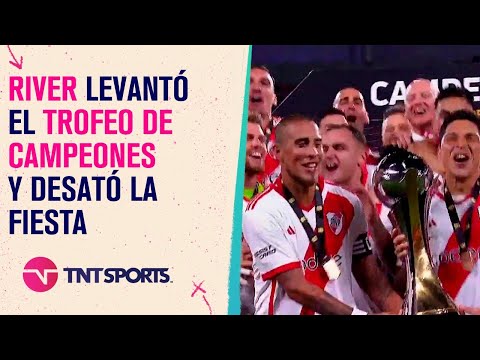 ¡El #TrofeoDeCampeones se va para #Nuñez! Enzo #Perez y #Maidana alzaron la copa en sus despedidas ¡El #TrofeoDeCampeones se va para #Nuñez! Enzo #Perez y #Maidana alzaron la copa en sus despedidas