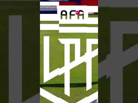Insaurralde le fue con todo a Marcelino Moreno y se ganó solo la amarilla 🟨 ¿Estuvo bien? Insaurralde le fue con todo a Marcelino Moreno y se ganó solo la amarilla 🟨 ¿Estuvo bien?