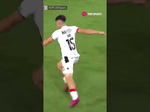 Los muchachos de #Newell’s tenían prohibido no tirar lujos 🎩🔝 Los muchachos de #Newell’s tenían prohibido no tirar lujos 🎩🔝