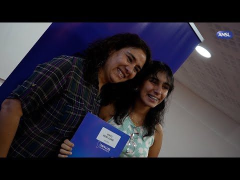 Aluminé Benítez, beneficiaria de la Beca al Mérito