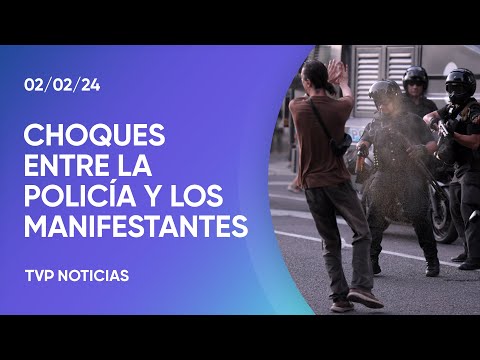 Discursos dentro del Congreo, movilizaciones y tensión en las afueras Discursos dentro del Congreo, movilizaciones y tensión en las afueras