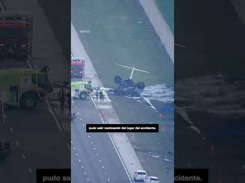 Dos muertos tras choque de avioneta en carretera de Florida Dos muertos tras choque de avioneta en carretera de Florida