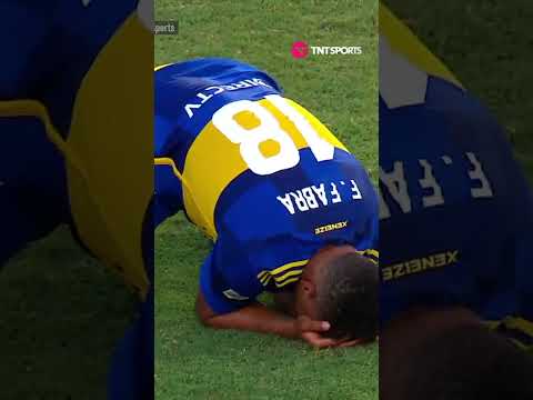 Fabra se equivocó en un pase y la gente de Boca respondió con silbidos. Fabra se equivocó en un pase y la gente de Boca respondió con silbidos.