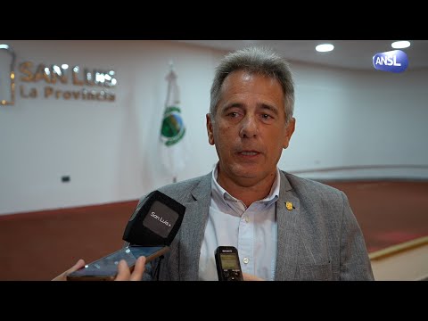 Héctor Flores, vicerrector de la UNSL Héctor Flores, vicerrector de la UNSL