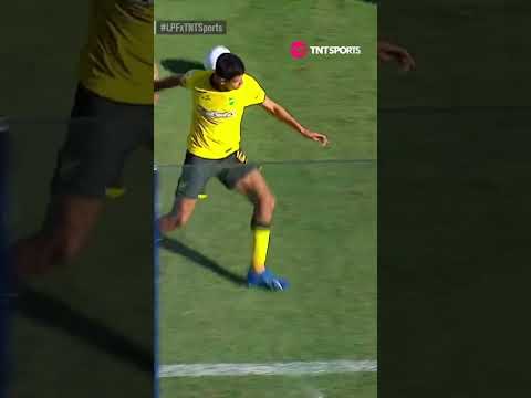 ¡JUEGUE, TORO! ✨ Gonzalo #Flores y un lindo caño ante Julián #López ¡JUEGUE, TORO! ✨ Gonzalo #Flores y un lindo caño ante Julián #López