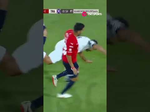 «CREO QUE SE ME SALIÓ EL HOMBRO» El Kun #Aguero tuvo que salir reemplazado en #LaNocheDelRey