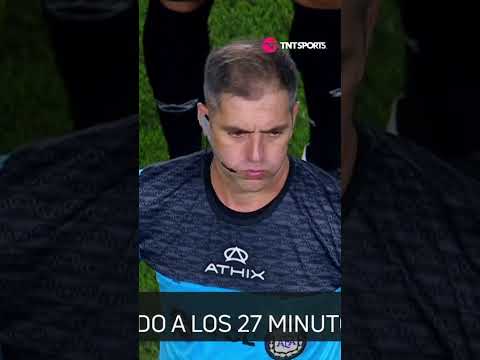 La voz del estadio informó que Javier Altamirano está siendo atendido y ya recuperó el conocimiento. La voz del estadio informó que Javier Altamirano está siendo atendido y ya recuperó el conocimiento.