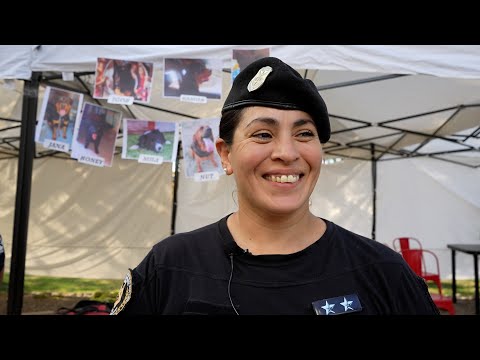 Valeria Martínez, Oficial Inspector en la Sección Canes de la Policía