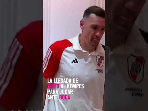 AsÃ­ llegÃ³ #River al Kempes para jugar el SuperclÃ¡sico ante #Boca âªð´âª