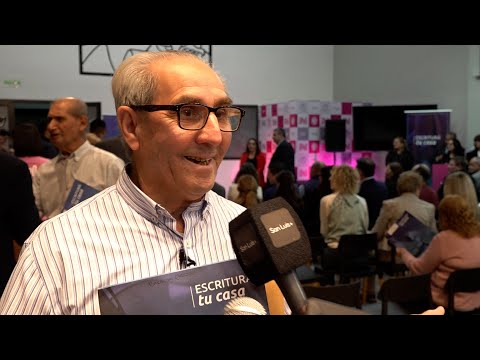 Beneficiarios de “Escriturá tu Casa”