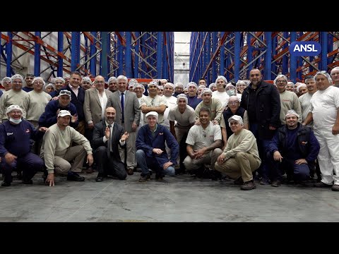 Claudio Poggi, reinaugura fabrica Dánica