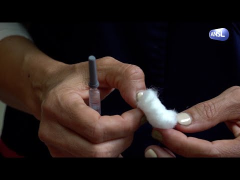 Sonia Roquer,Licenciada en Enfermería, vacunación Sonia Roquer,Licenciada en Enfermería, vacunación