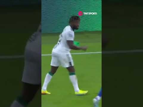 FÃTBOL PERRO â½ð De la mano de Saint-Maximin