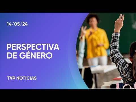 Madres de adolescentes con disforia piden que se prohíba en las escuelas