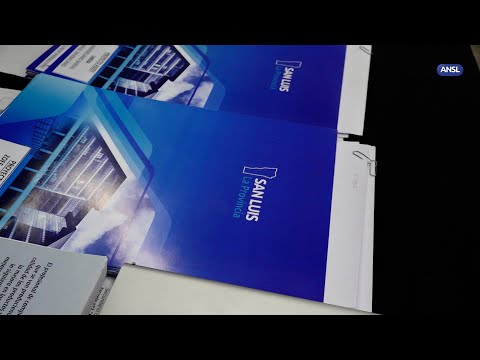 Claudio Poggi entrega créditos para emprendedores