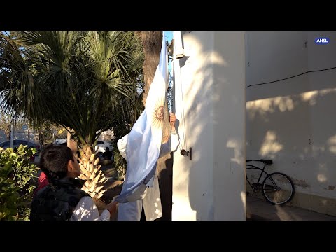 Claudio Poggi recorrió escuelas en Candelaria