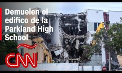 El dolor no se va: demuelen el edifico de la Parkland High School