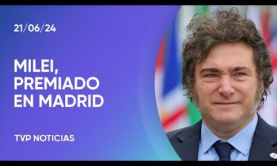 El presidente Javier Milei recibió dos condecoraciones en Madrid