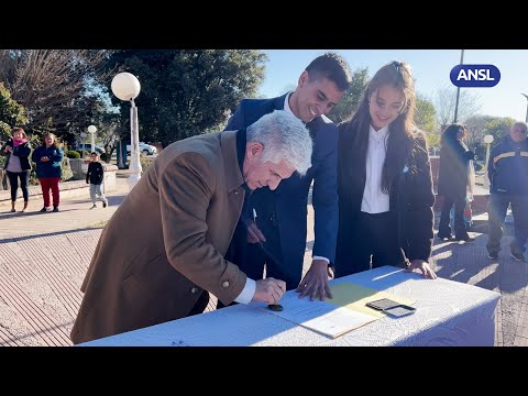 Gobernador Claudio Poggi en Los Molles