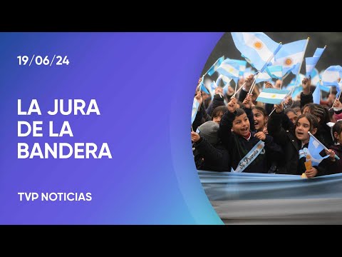 Más de 20.000 estudiantes juraron lealtad a la bandera