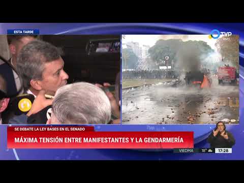 Senadores de UP dejaron la sesión y salieron del Congreso