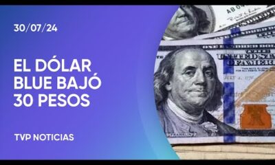 Bajó el dólar blue y se ubicó en 1.385 pesos para la venta