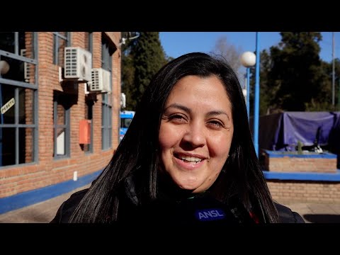 Cintia Limolle, beneficiaria del Plan ”Progreso y Sueños” Cintia Limolle, beneficiaria del Plan ”Progreso y Sueños”