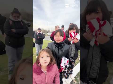 Creo que los hinchas de #River tienen en claro a quién quieren como DT âªï¸ð´ Creo que los hinchas de #River tienen en claro a quién quieren como DT âªï¸ð´