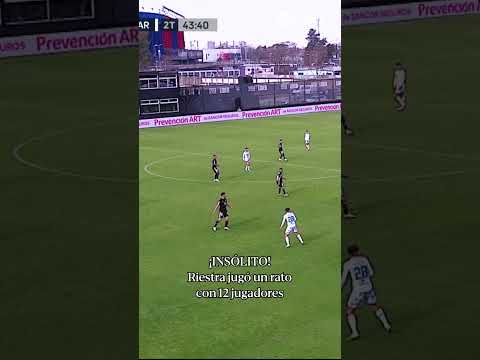 ¡MOMENTO INSÃLITO! Riestra estuvo con 12 jugadores en cancha ante Sarmiento y nadie se dio cuenta ¡MOMENTO INSÃLITO! Riestra estuvo con 12 jugadores en cancha ante Sarmiento y nadie se dio cuenta