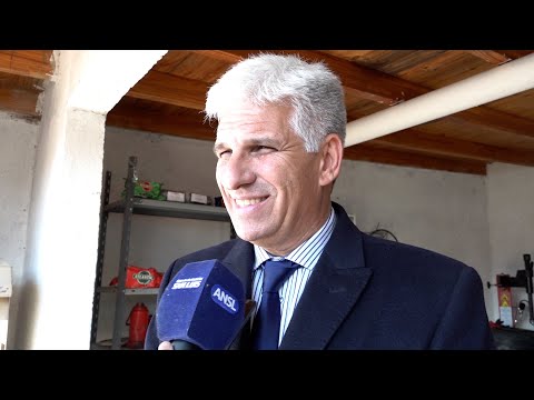 Claudio Poggi, Gobernador.