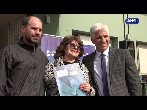 El Gobernador entregó escrituras y créditos en Justo Daract
