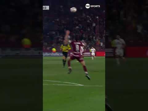 Golazo de CHILENA de Walter Bou para #Lanús ante #Tigre Golazo de CHILENA de Walter Bou para #Lanús ante #Tigre