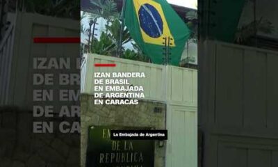 Izan bandera de Brasil en embajada de Argentina en Caracas