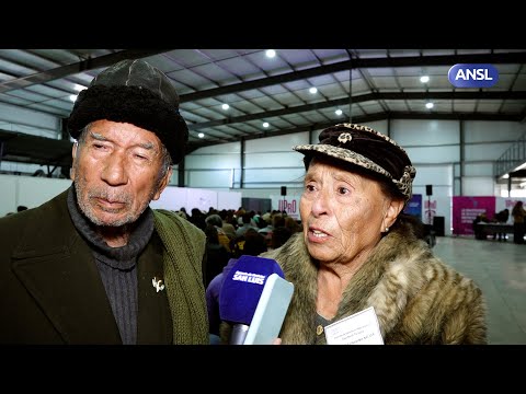 Paulina Nélida Rodríguez y Matías del Rosario, beneficiarios de “Escriturá tu casa” Paulina Nélida Rodríguez y Matías del Rosario, beneficiarios de “Escriturá tu casa”