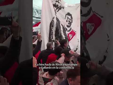 “QUIERO LA LIBERTADORES” ð Hinchas de River INTERRUMPIERON a Gallardo en medio de su presentación “QUIERO LA LIBERTADORES” ð Hinchas de River INTERRUMPIERON a Gallardo en medio de su presentación