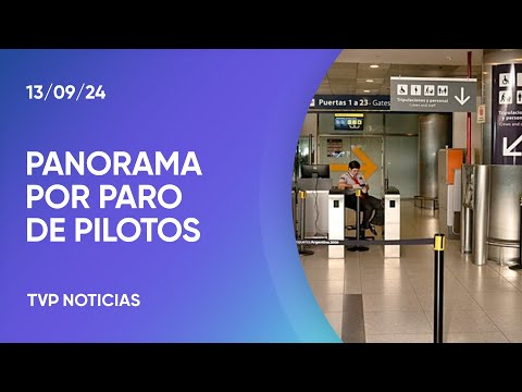 Más de 300 vuelos cancelados por el paro de pilotos Más de 300 vuelos cancelados por el paro de pilotos