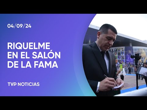 Riquelme, entre la fama y la emoción Riquelme, entre la fama y la emoción