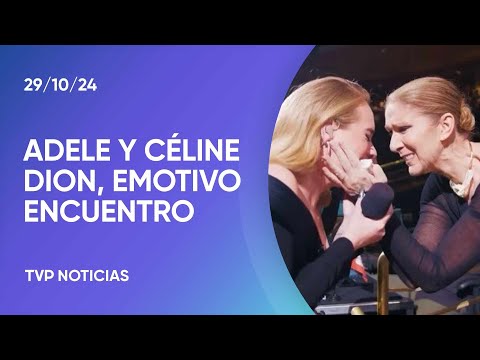 Adele se emocionó al ver a Céline Dion en su show Adele se emocionó al ver a Céline Dion en su show