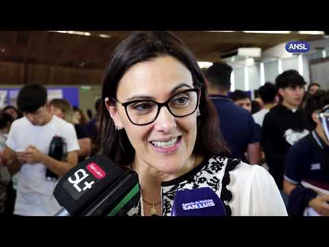 Carina Fernández, directora de Educación Superior y Capacitación Docente Carina Fernández, directora de Educación Superior y Capacitación Docente