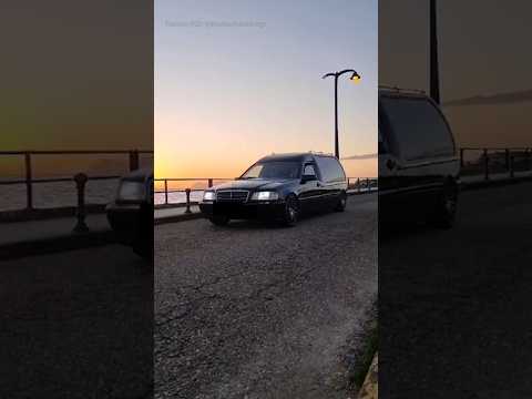 CARRERA A LA MUERTE!!! Servicio fúnebre incluído…