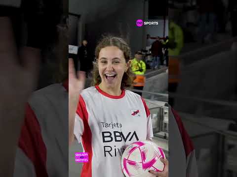 Los clientes de @bbva pudieron ingresar al campo del Monumental durante el River-Vélez y patear Los clientes de @bbva pudieron ingresar al campo del Monumental durante el River-Vélez y patear