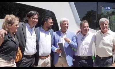 Claudio Poggi acompaña a las familias de Merlo en la visita a sus futuras viviendas