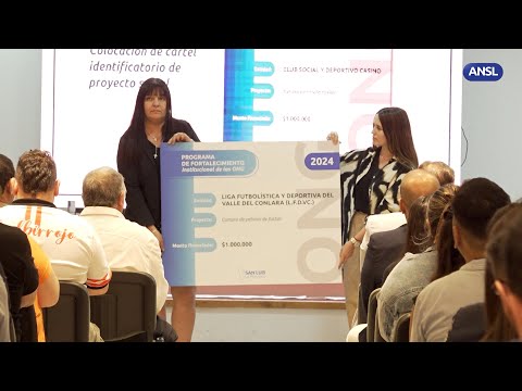 Claudio Poggi habla a los beneficiarios de ONG Claudio Poggi habla a los beneficiarios de ONG