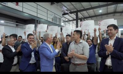 Claudio Poggi participa de la entrega de diplomas en la UPrO de Tilisarao