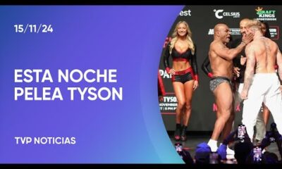 Mike Tyson calentó la previa