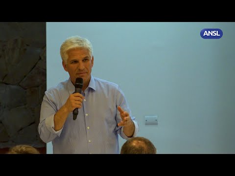 Claudio Poggi, gobernador de San Luis Capacitación a mentores Claudio Poggi, gobernador de San Luis Capacitación a mentores