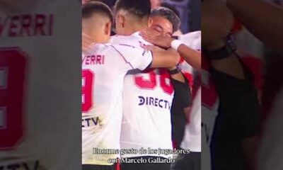 QuÃ© lindo gesto de todos los jugadores de River con Marcelo Gallardo ð¥¹â¤ï¸âð©¹