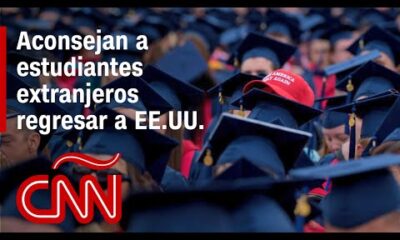 Universidades de EE.UU. aconsejan a sus estudiantes extranjeros regresar antes de que asuma Trump