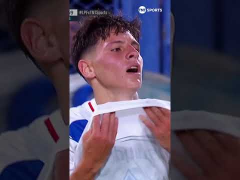 INTRATABLE EL PIBE MONTORO ð A pura gambeta en el Amalfitani no se la pueden sacar