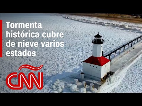 Las imágenes más impactantes de la tormenta invernal histórica en Estados Unidos Las imágenes más impactantes de la tormenta invernal histórica en Estados Unidos